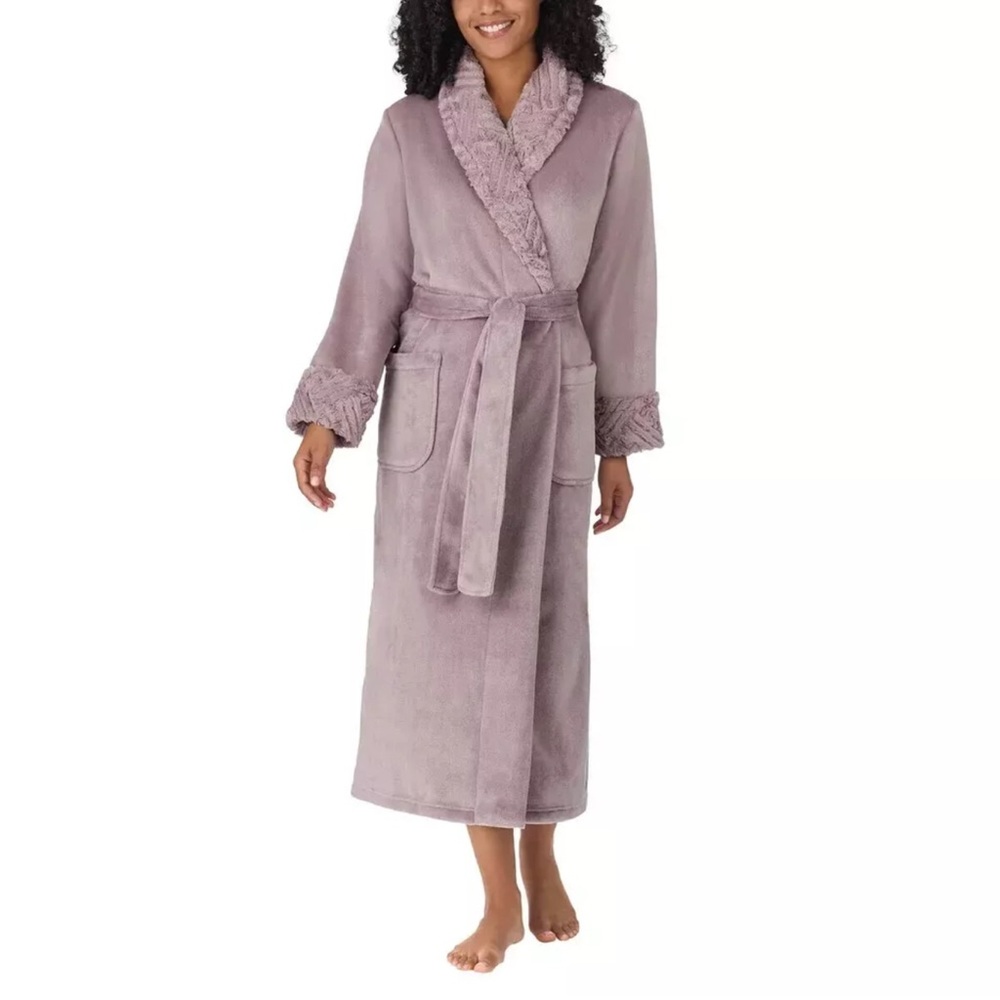 Carole Hochman Ladies’ Plush Wrap Robe Light Purple